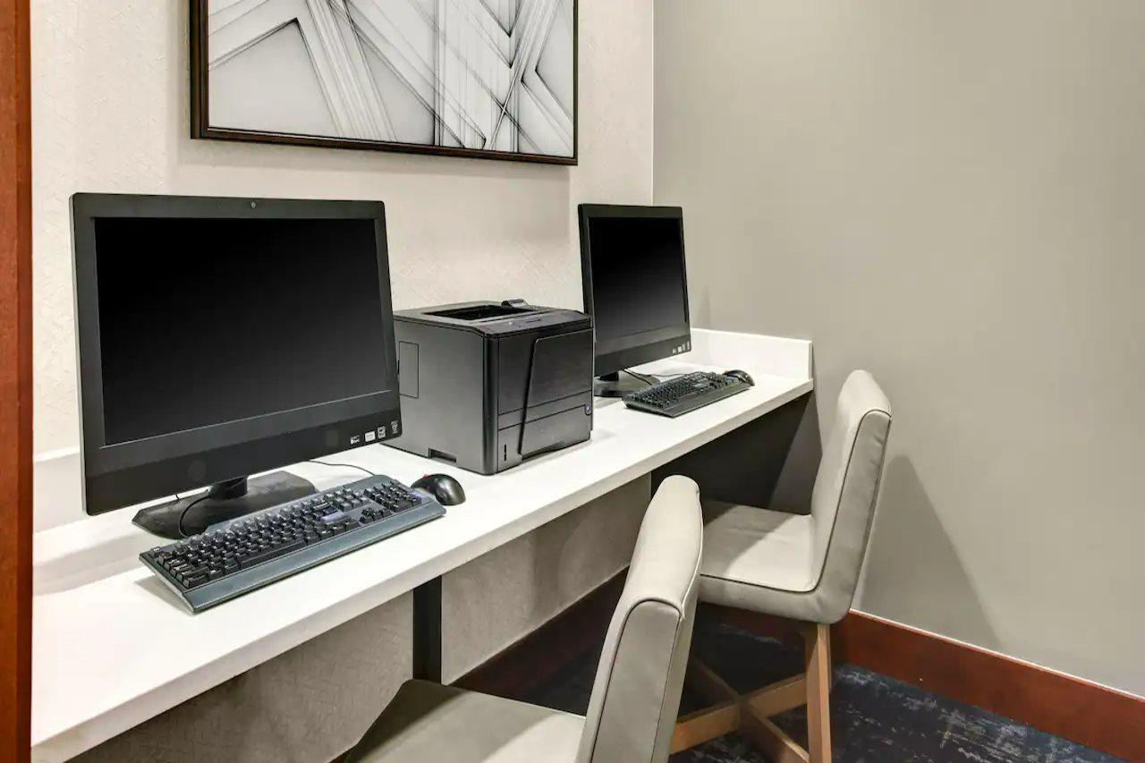 Hyatt Place Pittsburgh Airport - Robinson Mall Робинсон-Тауншип Экстерьер фото